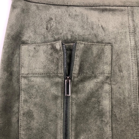BCBGMaxazria Faux Suede Mini Skirt Olive Green XS - Picture 8 of 13